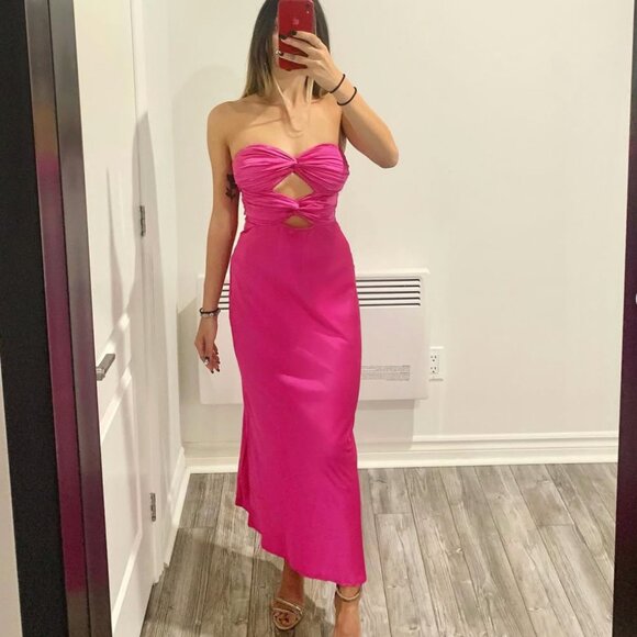 PINK SATIN MIDI DRESS (RUNAWAY THE LABEL) - Picture 3 of 3
